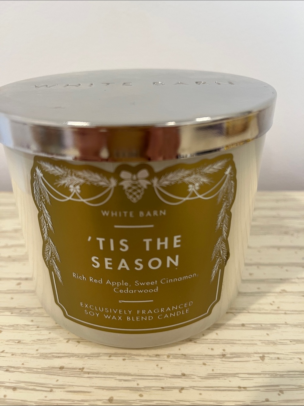 White Barn Cream Candle with Gold Label - 'Tis The Season